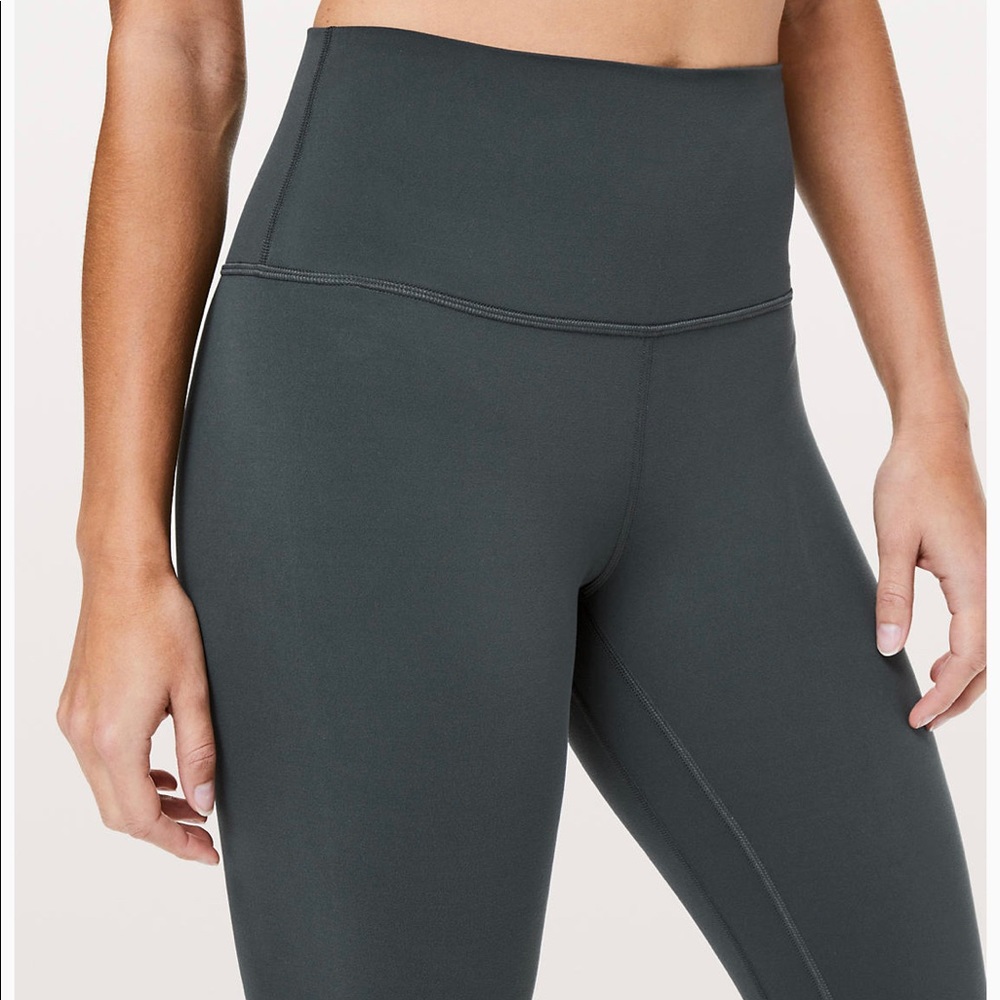 Lululemon align crop size 4